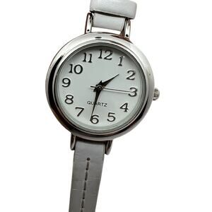 Quartz White Dial Watch with White Leather Strap – Untested, May or May Not Work